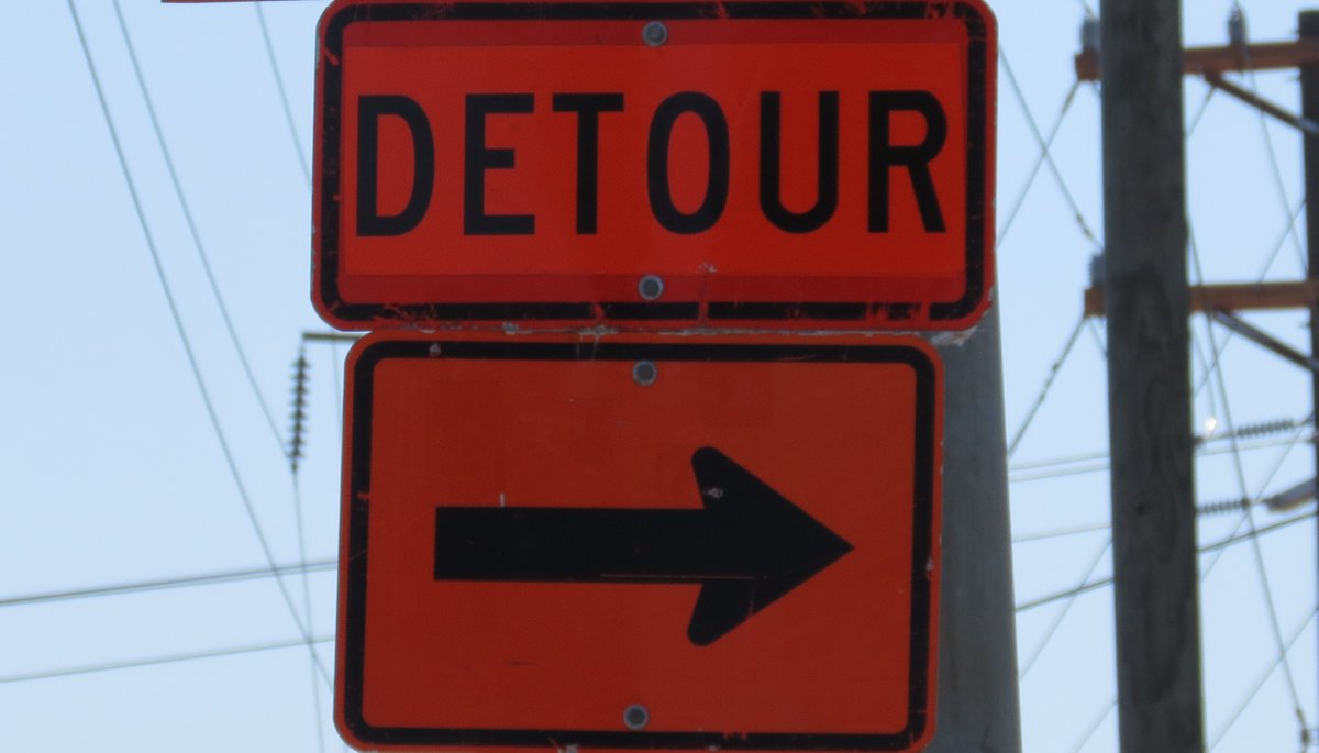 OnslowHBA's tweet photo. RT @NCDOT_Scoast: HEADS UP #JONESCOUNTY: Caswell Station Road near British Road is closed to allow #NCDOT to replace a pipe. Road is closed now through Friday afternoon.

Details and detour: https://t.co/dUPepWfUJB https://t.co/KkqDjNlq0e