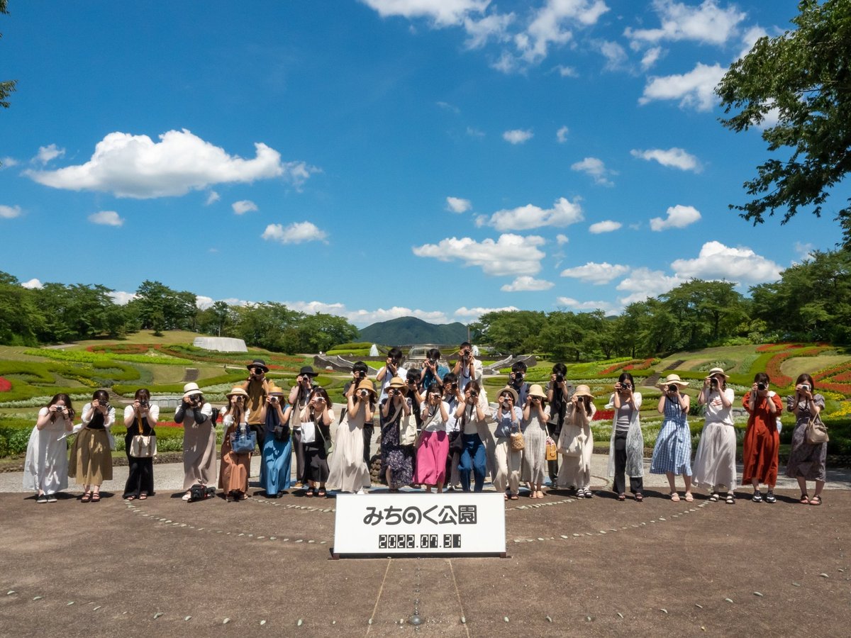 yet__unnamed's tweet photo. 7月末に湖畔公園でひまわり撮影会をしました！
8/6も山元��でひまわり撮影会をします。
興味のある方はHP問い合わせよりお願いします！

#ひまわり
#湖畔公園
#花
#仙台
#カメラサークル
#ファインダー越しの私の世界
#写真を撮るのが好きな人と繋がりたい
#カメラ女子
#ポートレート
#ひまわりの丘 https://t.co/VT6kWdNFrx