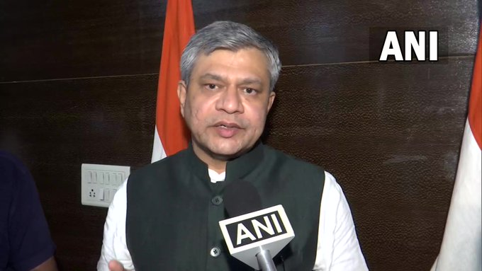 timesofindia's tweet photo. Auction has been completed &amp; in the next few days, till Aug 12, all formalities incl approving &amp; allocating, taking upfront payments will be completed. It seems we would be able to launch 5g in the country by October: Union Minister Ashwini Vaishnaw 

#5GSpectrumAuction https://t.co/J27HQ87GoR