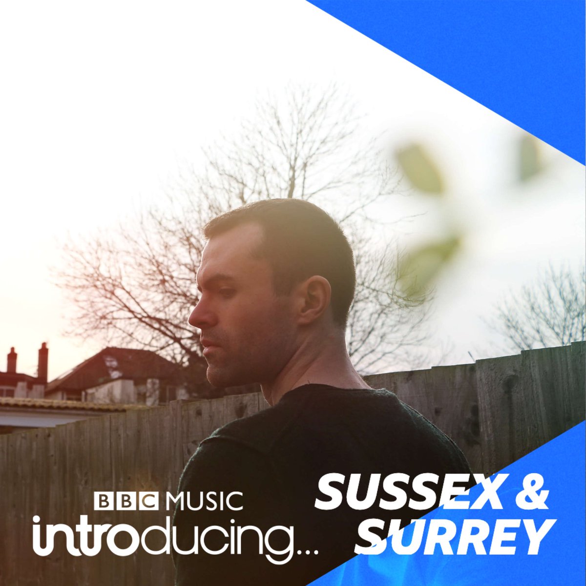 knightstowns's tweet photo. Tune in 3:40pm - my new song 'Invincible' is Track of The Day @bbcintroducing - @BBCSussex @BBCSurrey 

https://t.co/JAlw4dHH4f https://t.co/NH81tyGKVo
