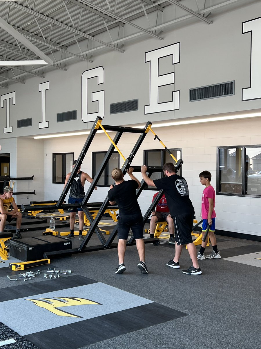 LenoxCSD tweet media