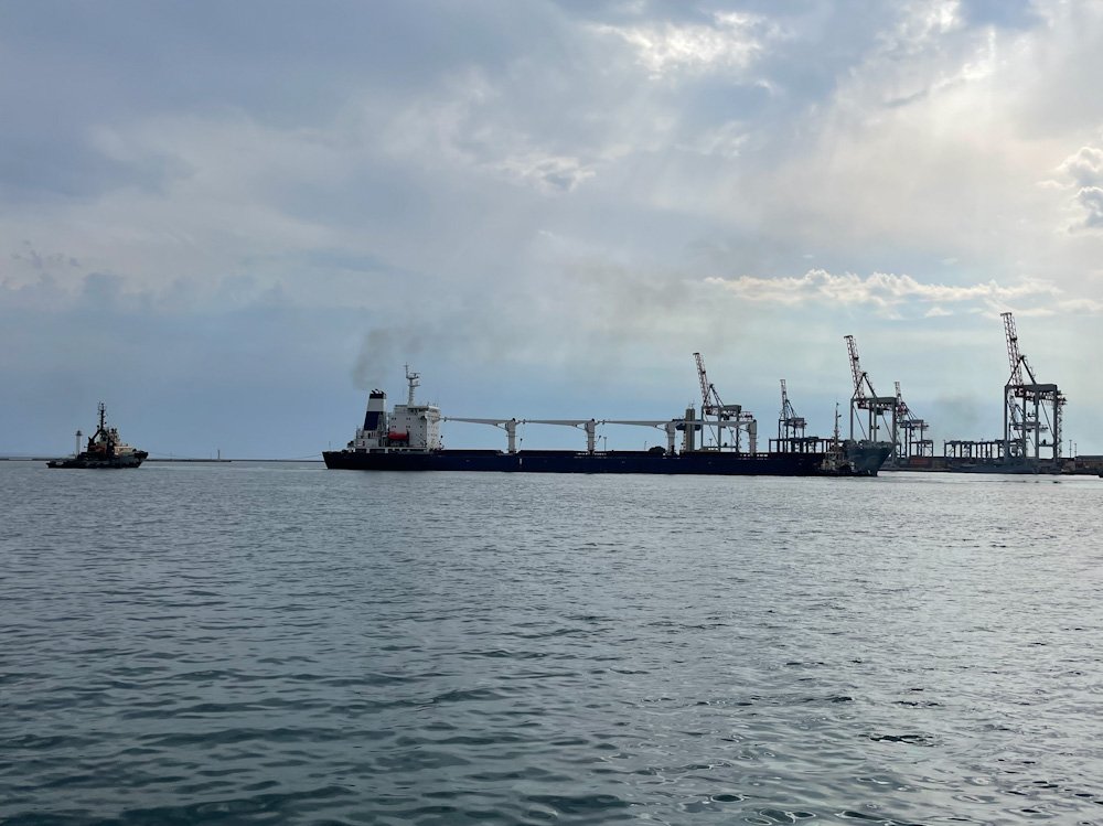 IMOHQ's tweet photo. IMO welcomes first ship departure under Black Sea Grain Initiative: https://t.co/vpYC23XmuY #BlackSea #Grains #Port https://t.co/nMFDaweJEy