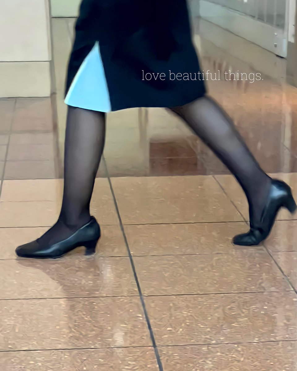 love_b_things's tweet photo. 美しきもの好き。love beautiful things.

#パンプス
#黒パンプス
#働くパンプス https://t.co/TwLg24iFXR