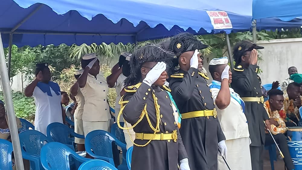 KohoGrand's tweet photo. On Sunday, July 31, 2022,  members of the Sacred Heart Commandery and Auxiliary, Ho Bankoe, with support from sister commanderies and auxiliaries in Ho, joined the Catholic Church community of Kpenoe for their 3rd anniversary. https://t.co/MfEHscdK5n