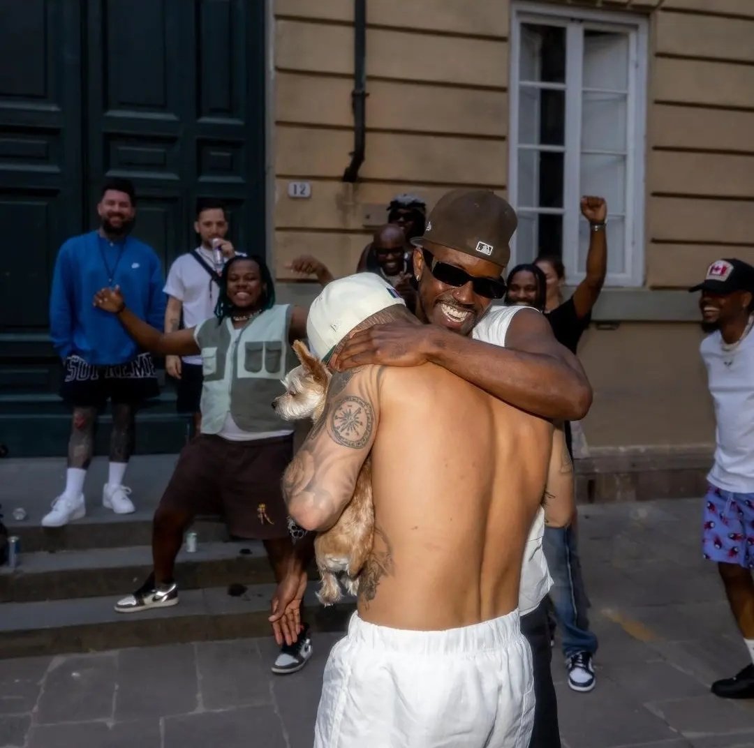 JBICommunity's tweet photo. @justinbieber :- And we're back my glickssss 📷: @RoryKramer takin pics takin pics

#LuccaSummerFestival #JusticeTour 
#JustinBieber #Beliebers https://t.co/zM4DaivGR7