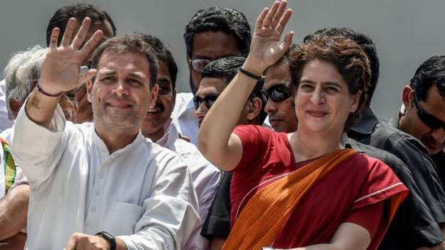 BBCHindi's tweet photo. राहुल और प्रियंका गांधी का गुजरात के मुंद्रा पोर्ट पर बरामद ड्रग्स को लेकर मोदी सरकार पर निशाना 
https://t.co/XZ2d7XXjyW https://t.co/XtjXYH0d6h