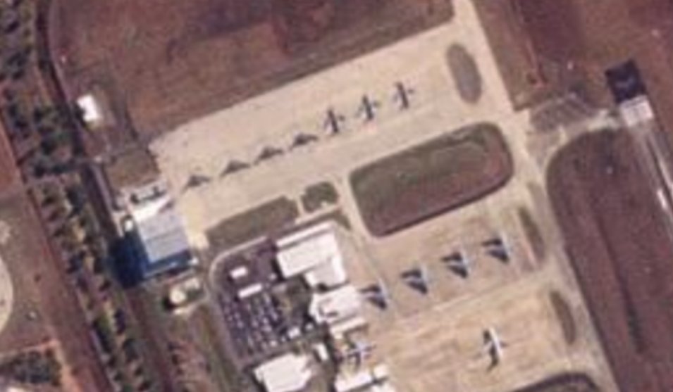 Aviation_Intel's tweet photo. 20% of the B-2 Spirit fleet on deck at RAAF Amberley a couple days ago. https://t.co/pmV5KSKl0i
