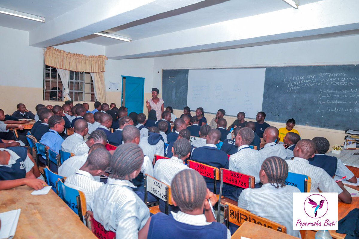 PeperushaB's tweet photo. Preventing violence against the youths and teenagers requires comprehensive approach that addresses determinants of violence.On Friday in partnership with @EagleWingsOrga1  and @Winam_SJC we had a discussion with students at Xaverian secondary school on violence against teenagers https://t.co/uB26RHnF6F