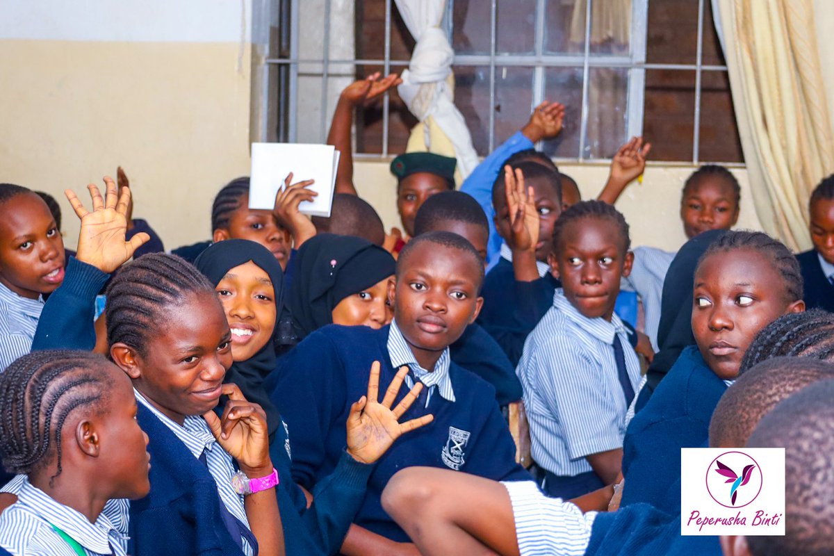 PeperushaB's tweet photo. Preventing violence against the youths and teenagers requires comprehensive approach that addresses determinants of violence.On Friday in partnership with @EagleWingsOrga1  and @Winam_SJC we had a discussion with students at Xaverian secondary school on violence against teenagers https://t.co/uB26RHnF6F