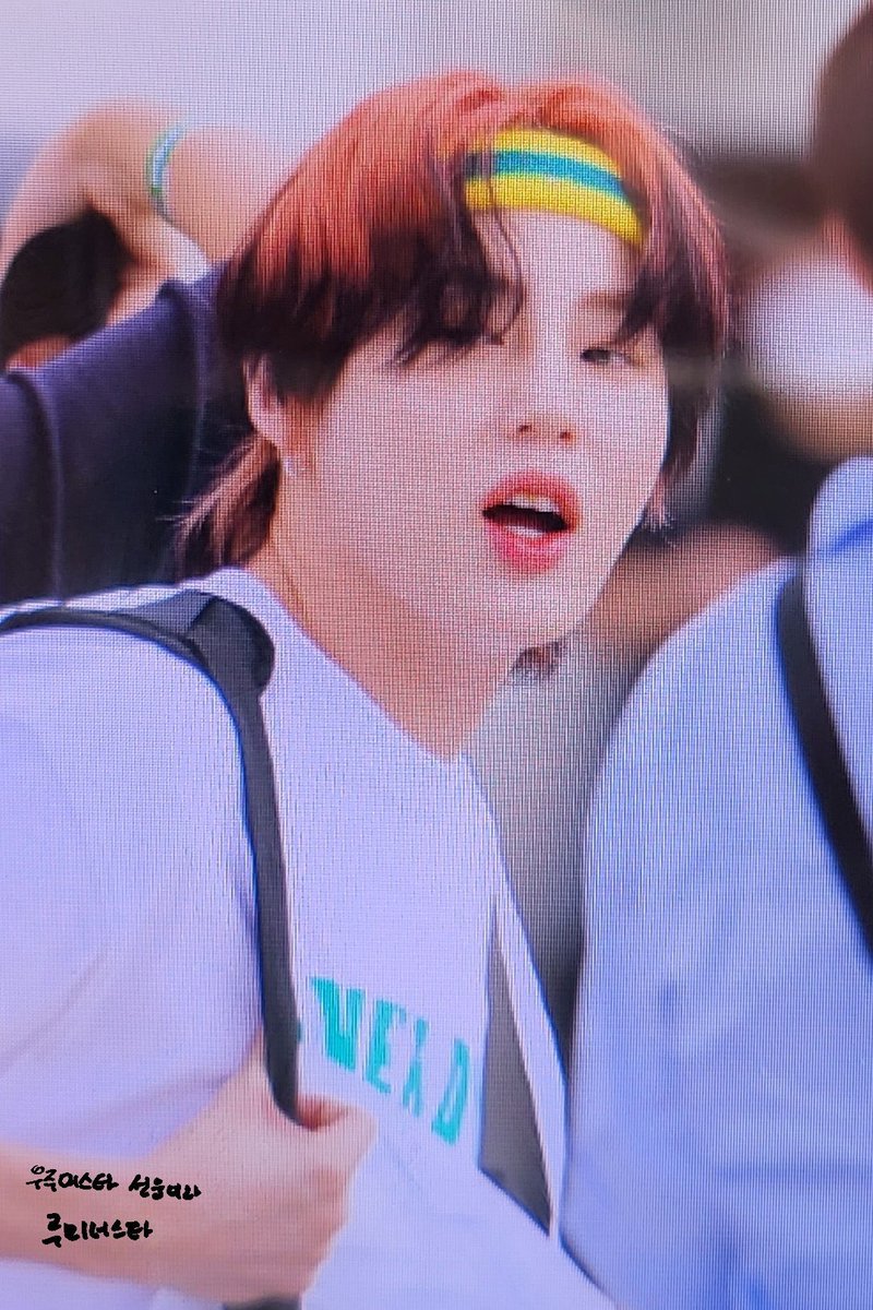 _Cloudy_Sky's tweet photo. 하성운 ............... https://t.co/nXhHN1LAUB