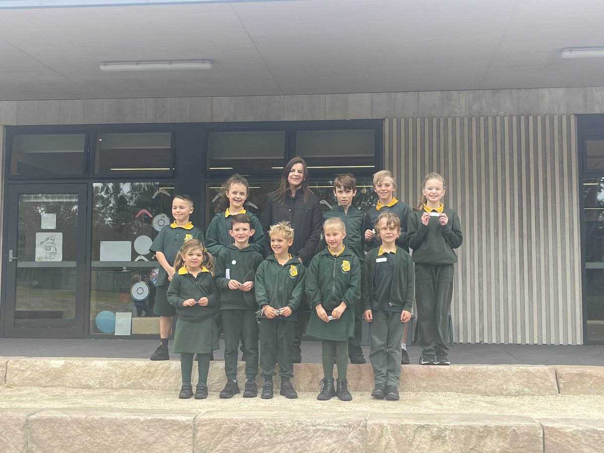 fernbayps's tweet photo. Congratulations to our newly elected SRC. We look forward to your leadership during Semester 2. What a great way to start #edweek22 #LoveWhereYouLearn @acootes https://t.co/b9GKA0DLx3