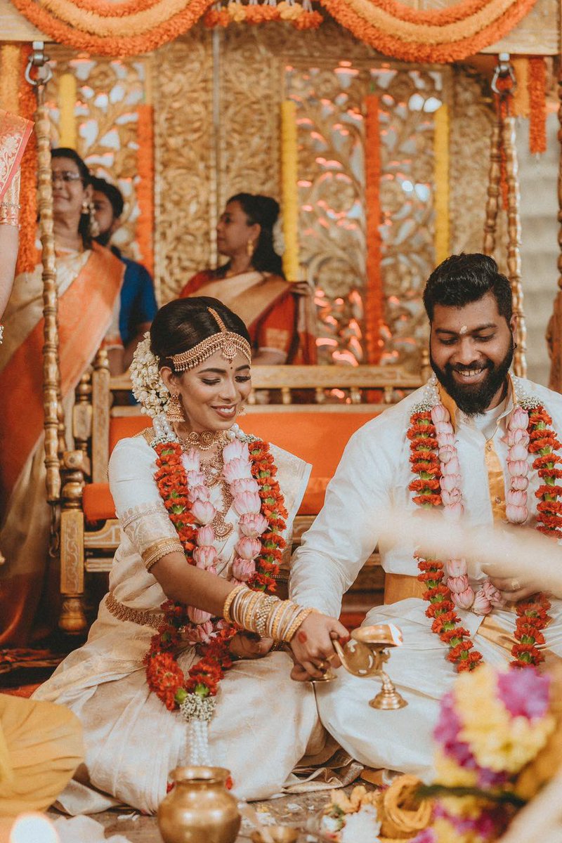 AndrewkoeStudio's tweet photo. “I feel a glow just thinking of you and the way you look on this important day.”
Wedding photos of Theevanesh & Monissha.
-
#weddingdetails #photography #weddingphotography #weddinginspiration #brideandgroom #weddingsutra #sonyalpha #sonyalpha7iv #sonymalaysia #capturingemotions https://t.co/ziejupEqXQ