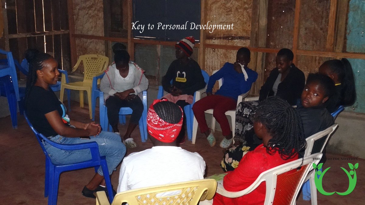 NgaoFoundation's tweet photo. Children tend to learn more by hearing other person’s thoughts while observing expressions on the issues that they are facing and through this, they get to find ways to cope.
For more information; https://t.co/6xNLLRKE55
#rotaryclubofwestlands #thengaofoundation #mentoring https://t.co/uTcDGvaonw