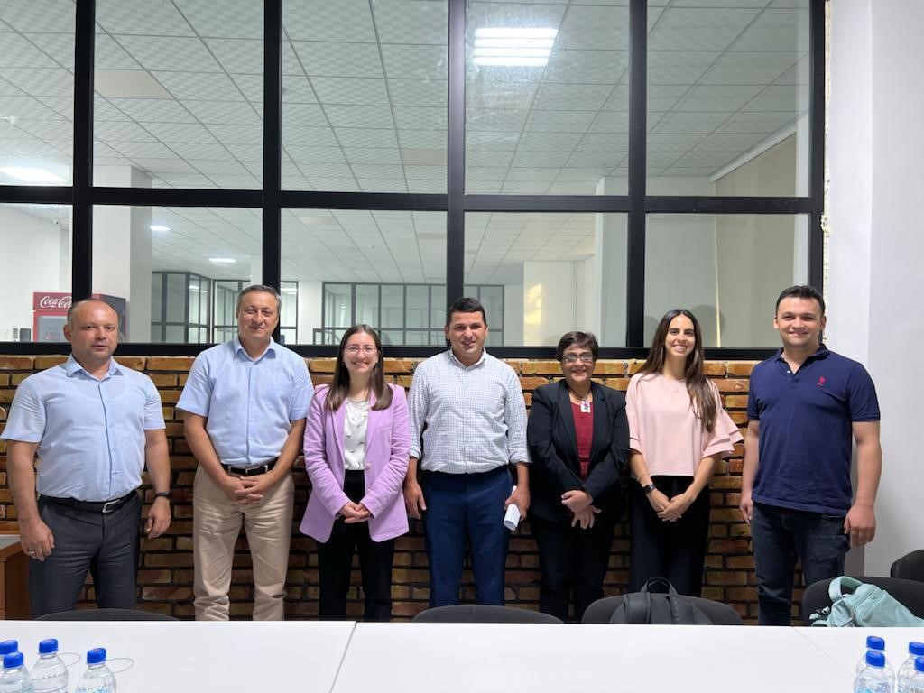 EBRDgender's tweet photo. Great to meet MDO HUMO in Dushanbe to discuss gender mainstreaming in our Green Economy Financing Facility #GEFF w/ @theGCF #EBRDgreen https://t.co/jxiTe2TA7b
