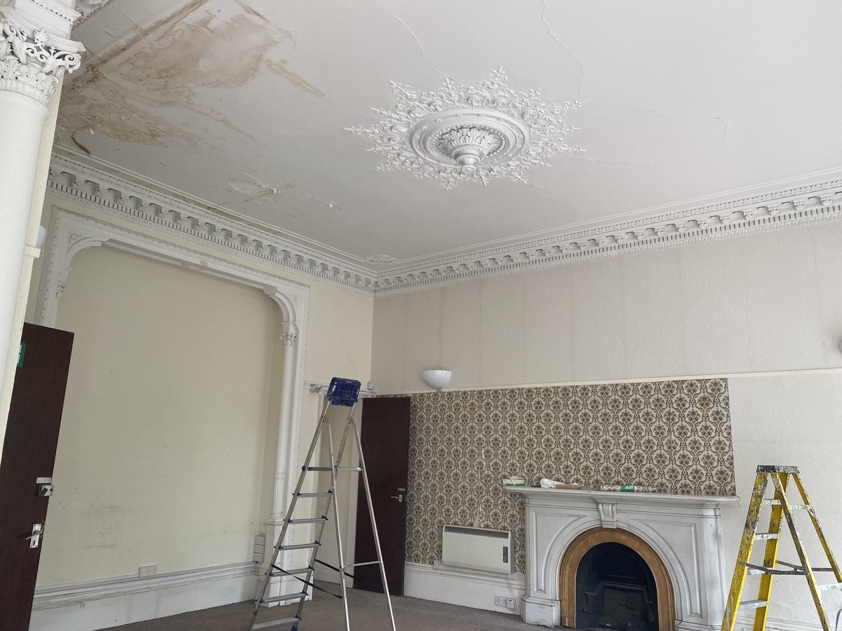 Franckmcfarlane's tweet image. This weeks location. West End flat for Irvine Welsh’s ‘Crime’. #setdecorating