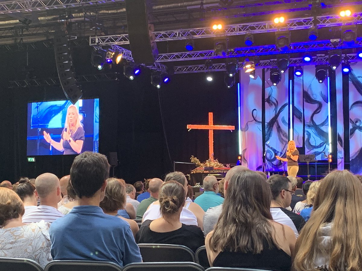 Wonderfully clear and vulnerable on how Christians handle power? @amyorrewing explains the way of Jesus #notsowithyou #AsSo @newwineunited well worth a listen.