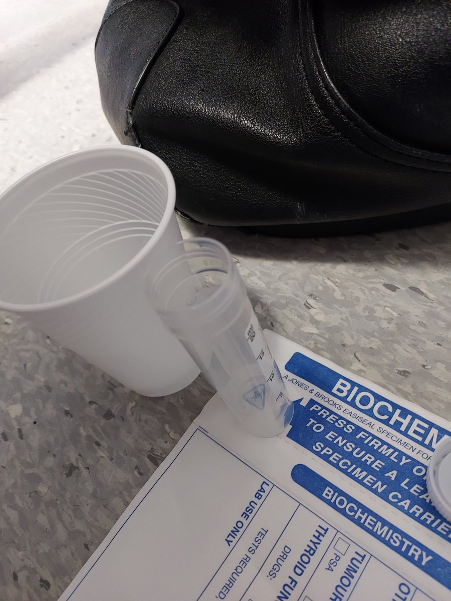Dizz_zey's tweet photo. Trying to get a #UrineSample is a nightmare for women, as we don't have the appendage to aim into the teeny bottle. The solution is to bring an unused cup &amp; wee into that. Pour the contents to the sample bottle.  #NoWetHands #UrineSampleTip https://t.co/yhIuRfMDco