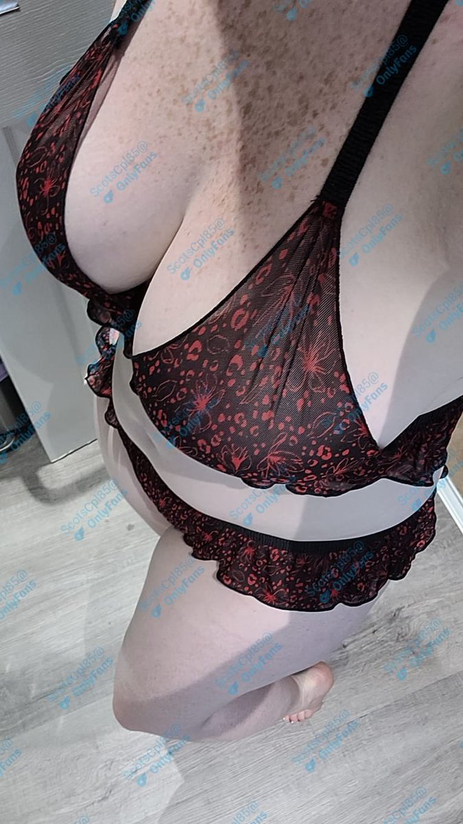ScotsCpl85's tweet photo. @UKAmateurBabes 37yo MILF, mum of 2 https://t.co/K9FCjMuxx9
