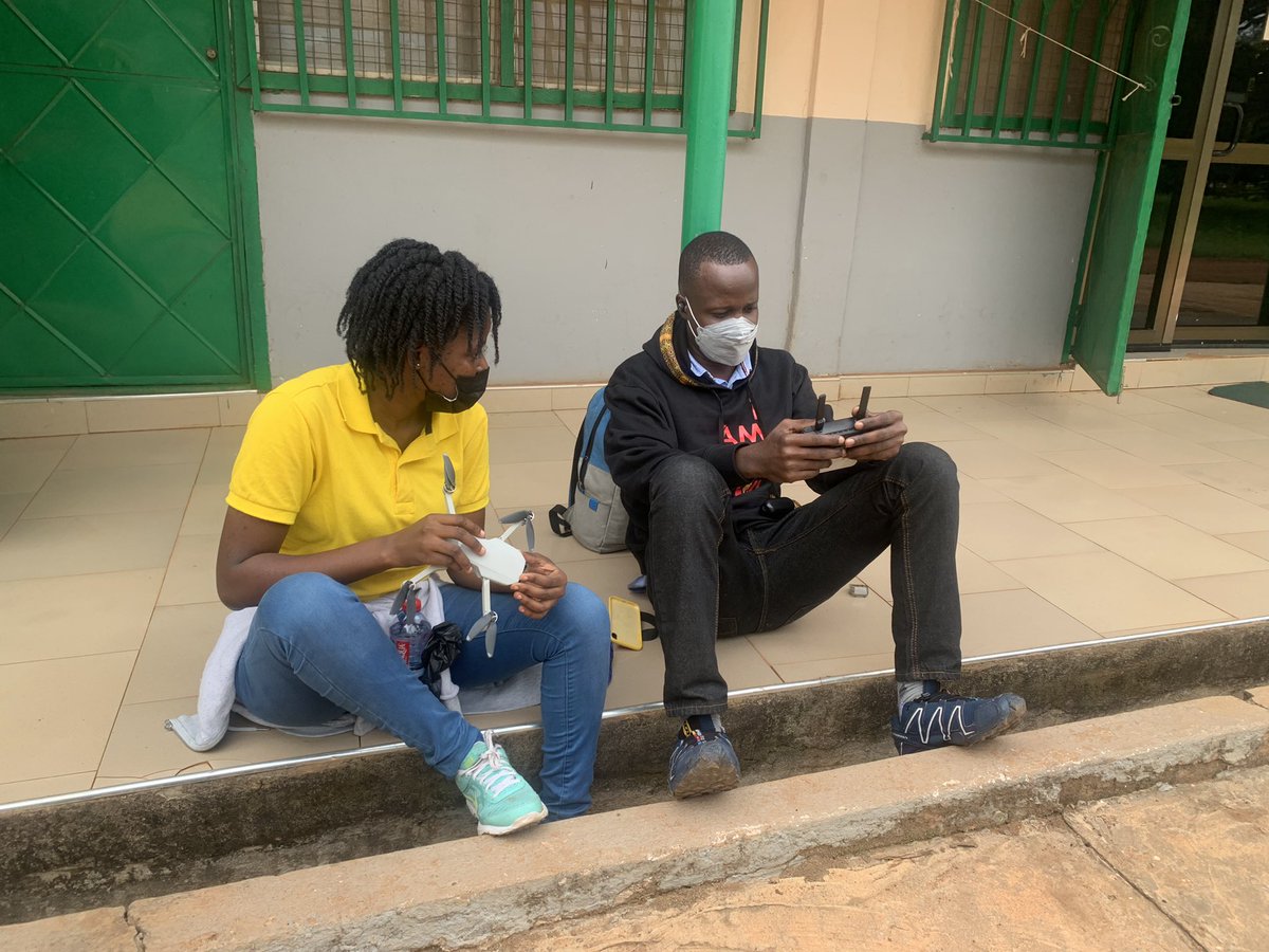 utas_ckt's tweet photo. Another wonderful moment with @OSMGhana board chair @stevdok  and the regional ambassador @Aku_Sedodo.They are here to assist us and train us towards our SDGs pilot project in collaboration with @AfricaGis.  #sdgsprogress
@youthmappers @hotosm @YouthmappersUCC @Eco_club_UENR https://t.co/R1NmGpA4S4