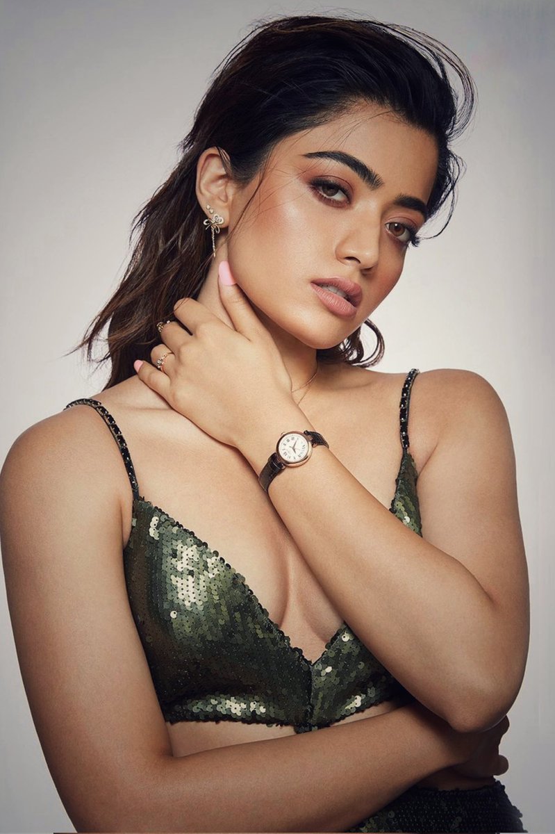TheDudeFellow's tweet photo. Rashmika 💥 https://t.co/QPHyOGyNPe