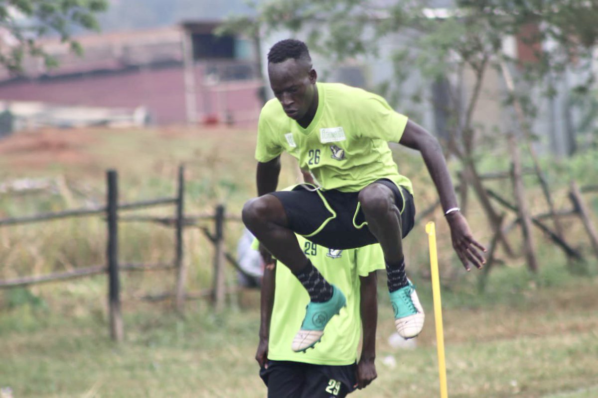 soltilo_uganda's tweet photo. 新シーズンに向けてトレーニング再開❗️
久しぶりのトレーニングにも、高い集中力で元気にトレーニングを行いました⚽️✨
#SBSFC #Uganda #Tresfootball https://t.co/ynU92HtIIw