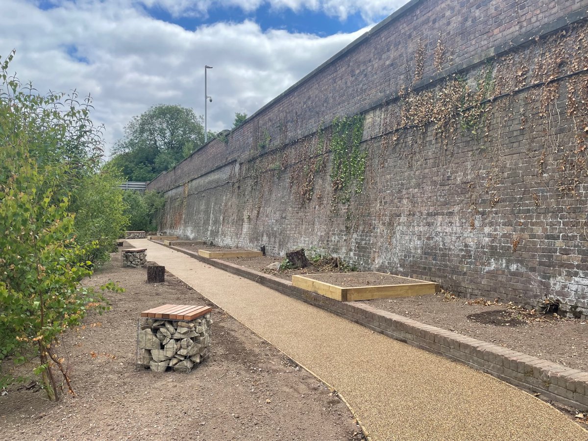 Finally the hard landscaping in the Secret Garden (aka Platform 3) is done!