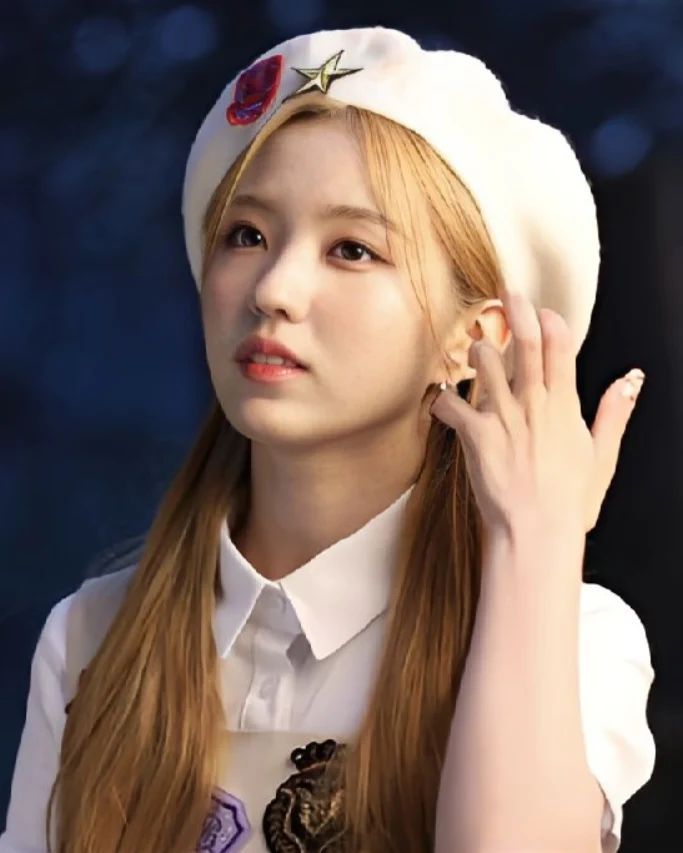 yseopics's tweet photo. blonde yeseo is one of the best thing ive ever seen

#YESEO #예서 #KEP1ER #케플러 https://t.co/PSq2JtmBLx
