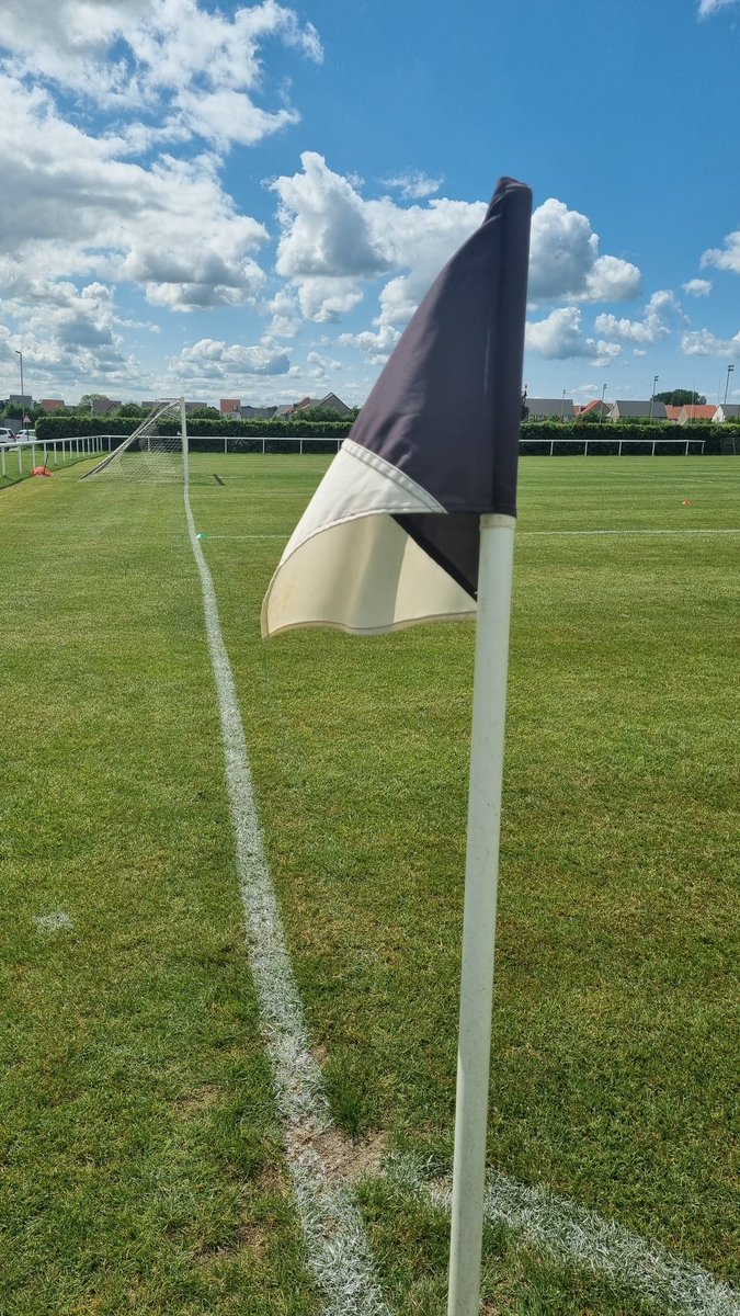 Somerton Town FC.⚫️⬜️⚫️ (@somertontownfc) on Twitter photo We're looking for new players across our 3 teams. 
We have teams in <a href="/somersetcfl/">Somerset County FL</a> Div 1 and 3 and <a href="/yeovilleague/">Yeovil League</a> .If this is something may interest you please DM us for more information. 
We have excellent facilities and an ambitious club wanting to progress
⚫️⬜️⚫️⬜️⚫️
UPTHETOWN We're looking for new players across our 3 teams. 
We have teams in <a href="/somersetcfl/">Somerset County FL</a> Div 1 and 3 and <a href="/yeovilleague/">Yeovil League</a> .If this is something may interest you please DM us for more information. 
We have excellent facilities and an ambitious club wanting to progress
⚫️⬜️⚫️⬜️⚫️
UPTHETOWN