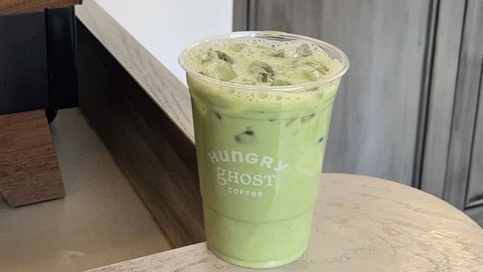 malusokay's tweet photo. Matcha or coffee? 🤍 https://t.co/1U29HNQM3A