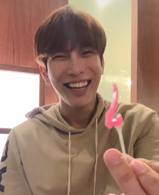 mewmorie's tweet photo. 2nd anniv cake??? 🥺🥺🥺

@MSuppasit #MewSuppasit #มิวศุภศิษฏ์ https://t.co/zcR1aGcxEF