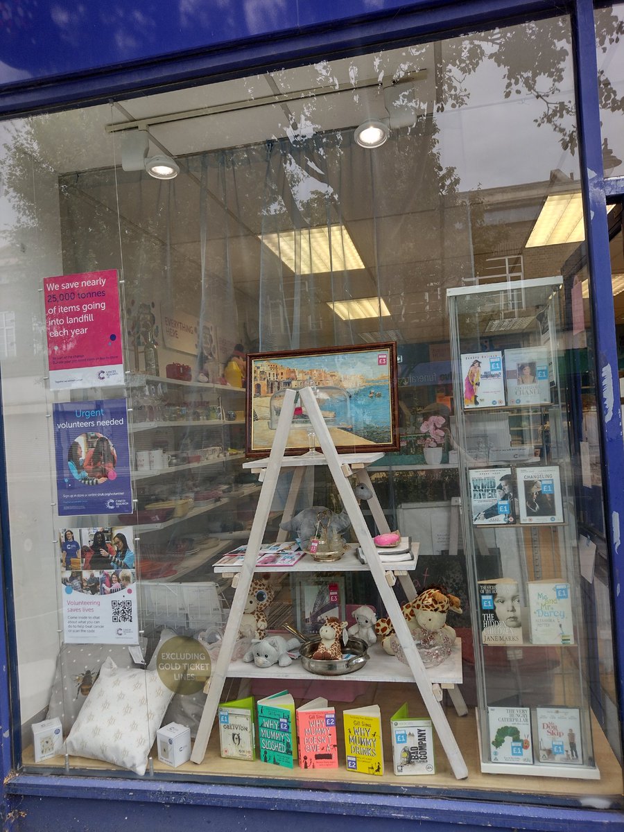 ElmParkShop's tweet photo. Our window display from last week. What do you all think?
#CRUK #JEWELLERY #WINDOWDISPLAY #CLOTHES #NIKE #BOOKS # https://t.co/PjflD6hF37
