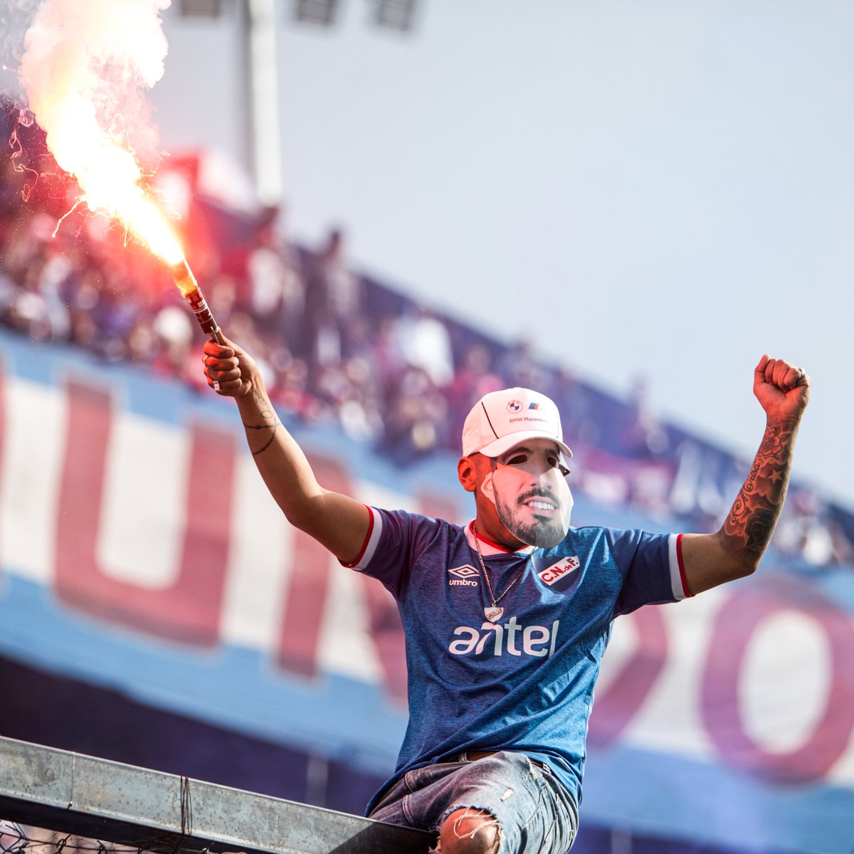 brfootball's tweet photo. Luis Suárez returned to his boyhood club Nacional on Sunday 🇺🇾 https://t.co/8akqn9xPoH