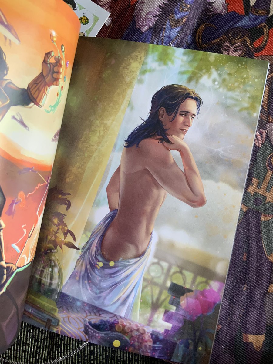 I got my copy of <a href="/VariantZine/">VARIANT | A Loki Fan Zine 🐍 ✨</a> ✨✨✨ I am so happy 
I love it 🥰 Everything looks amazing!
