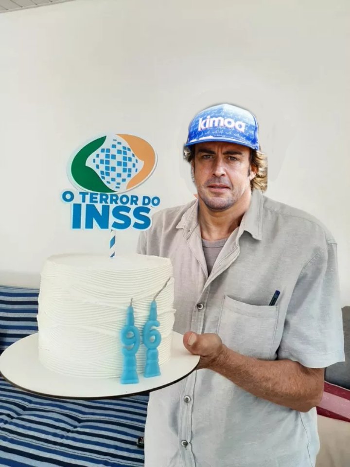 mafiamercedista's tweet photo. pelo menos mais duas temporadas com o fernando alonso https://t.co/UqeBvZZYJy