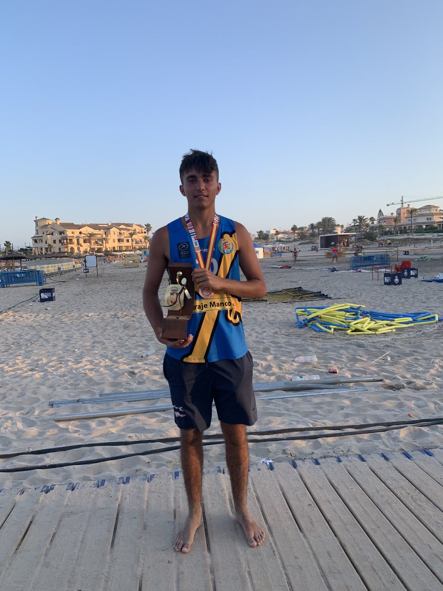 🥉de Españaaaa!!!
<a href="/gijonbmplaya/">Villa de Gijón Balonmano Playa</a>