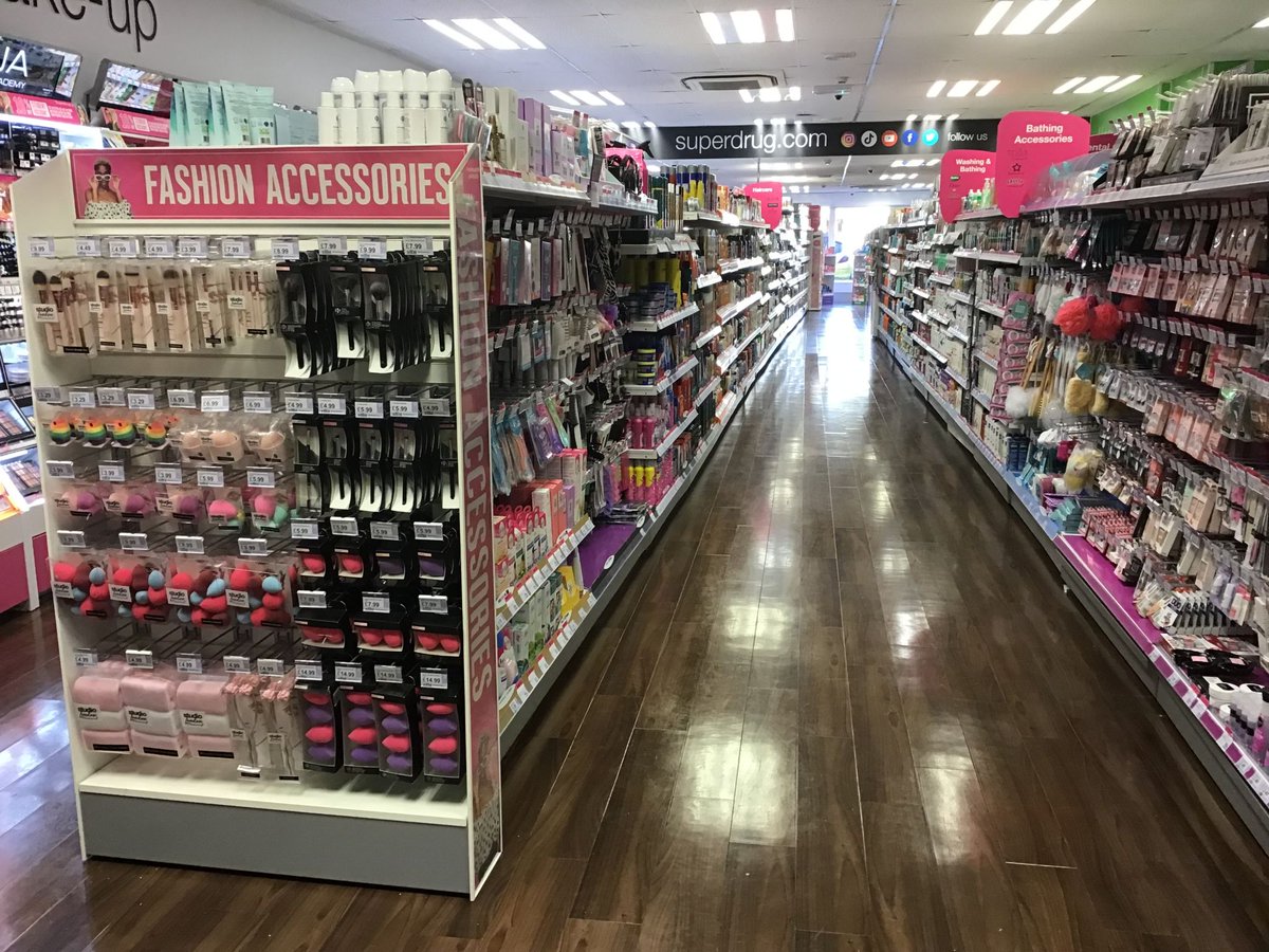 BluestonesOne's tweet photo. We were proud to have helped Superdrug in Devizes with a store refit recently.

Thank you to the team involved 👏👏

#bluestonesoneteam #thankyou #storerefit https://t.co/npnksQSEz3