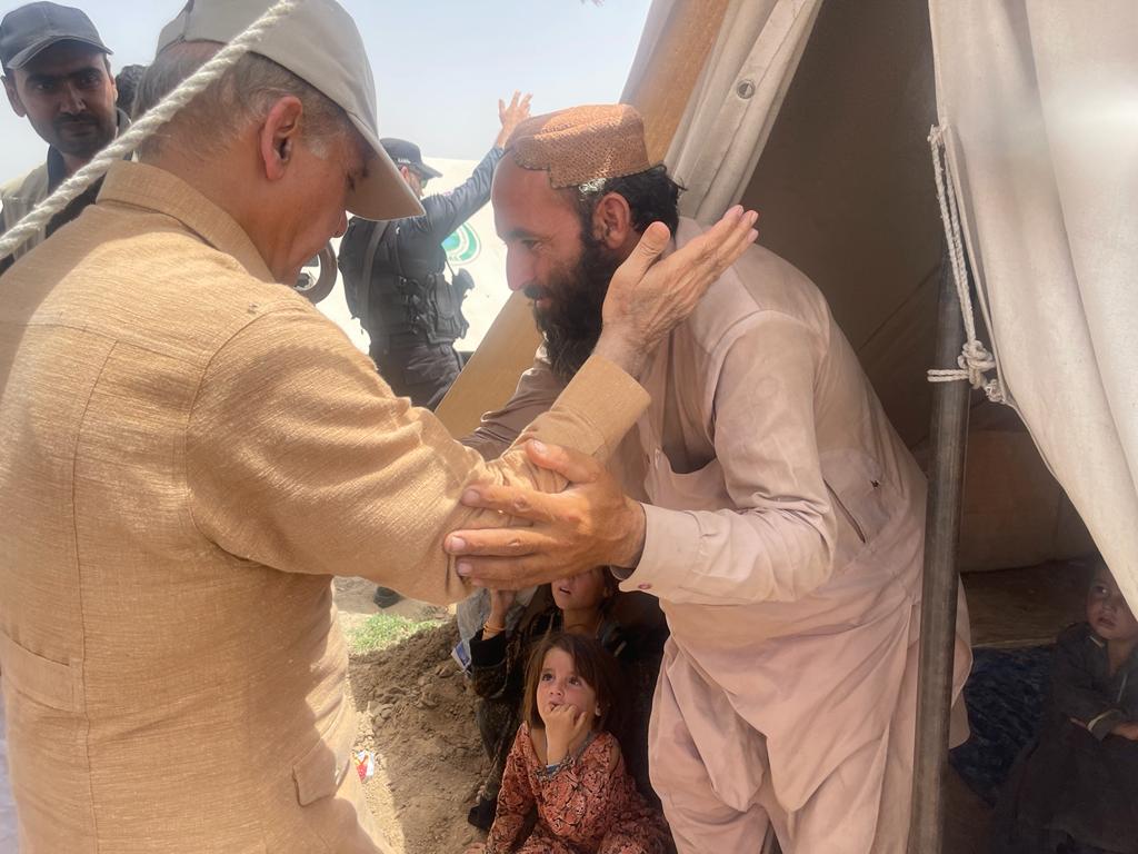 This is my Prime Minister ❤️

May Allah bless you 🤲
<a href="/CMShehbaz/">Shehbaz Sharif</a>