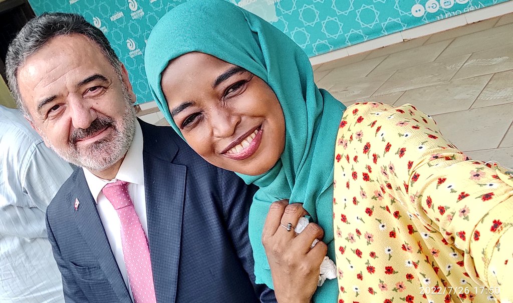 MuseG171's tweet photo. @ineziroglu @sausakarya سعدنا جدا بدعوة سعادة سفير تركيا بالسودان - كانت ونسة لطيفة 🥰🥰🥰♥️♥️❤️♥️❤️ https://t.co/WtbtDBR4rw