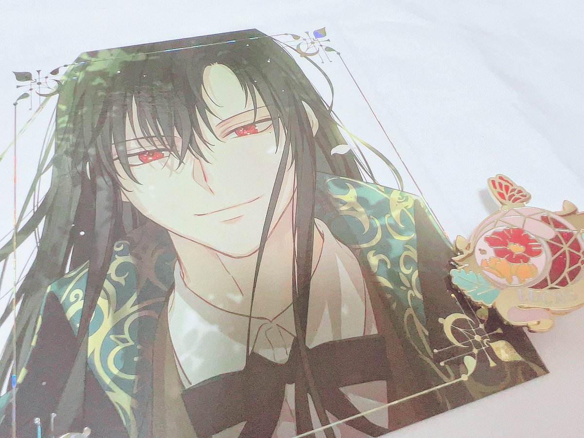 rua12257's tweet photo. ルーカスのピンバッジ届きました〜
かわいい♡そして、このポストカード？裏に説明書いてあるし、何よりこのシーンの顔が好き!!!!!!かっこよすぎて惚れ直す🫶💗 https://t.co/CoTM5JienW