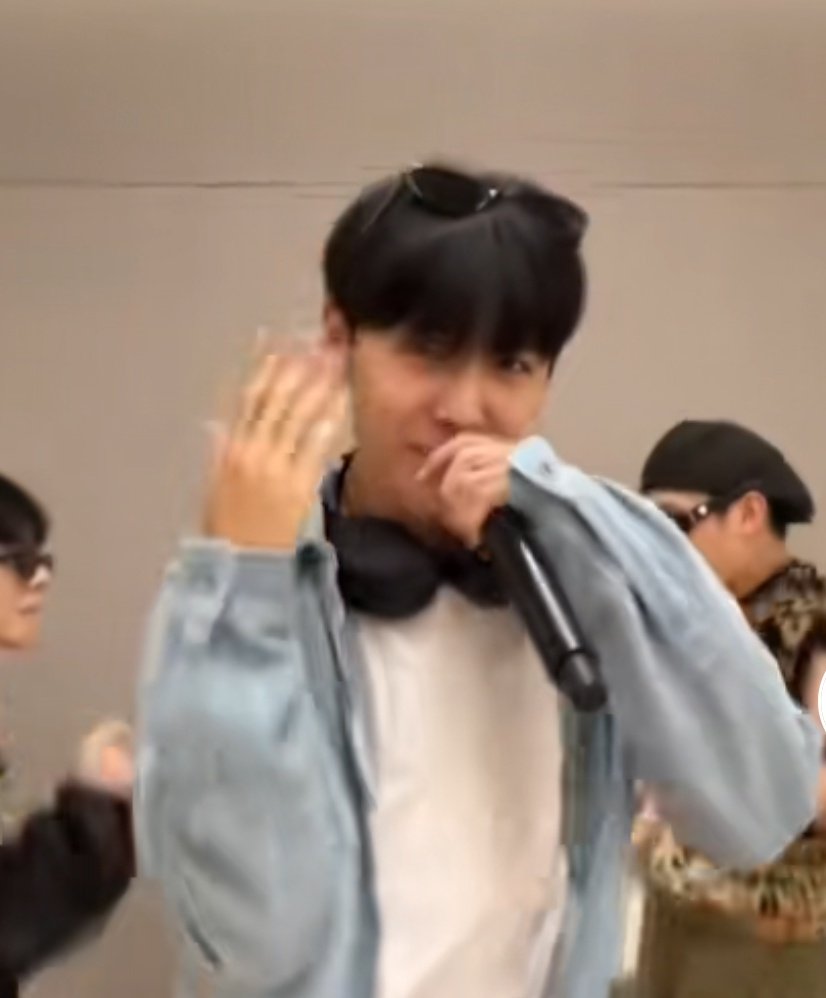 ALL DAY WOOCHAN tweet media