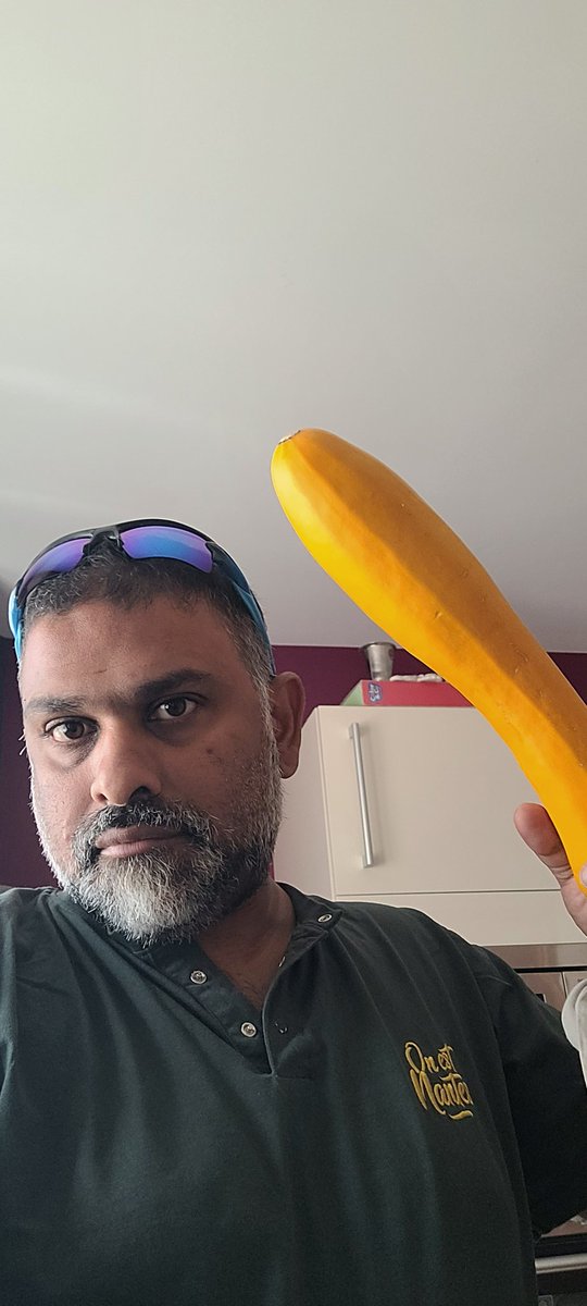 ஜோ De #LaFlammeAvecElise♿💪🏾 👨‍👩‍👧‍👦🦸‍♂️💜💛 tweet media