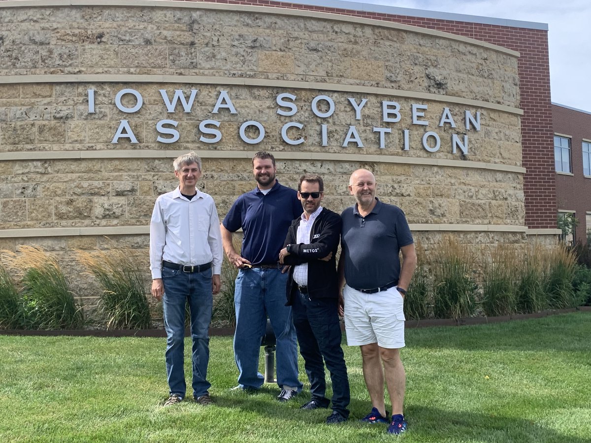 <a href="/METOSUSA/">METOSUsa</a> and <a href="/gottfriedpessl/">gottfried pessl</a> visited Iowa Soybean Association and met with Peter Kyveryga, a Sr. Research Scientist. Brainstorming how to boost farm #profitability, mitigate #cropproduction threats, and respond on time to #weather-related stresses is always a pleasure. #metos