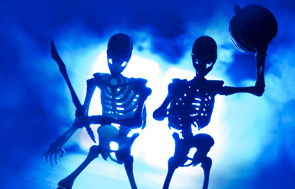 TheFwoosh's tweet photo. #Fwoosh #Toys is Coming to Power-Con 2022 and We Are Bringing SKELETONS https://t.co/n6EAQYBx6k https://t.co/BDvakFUOmE
