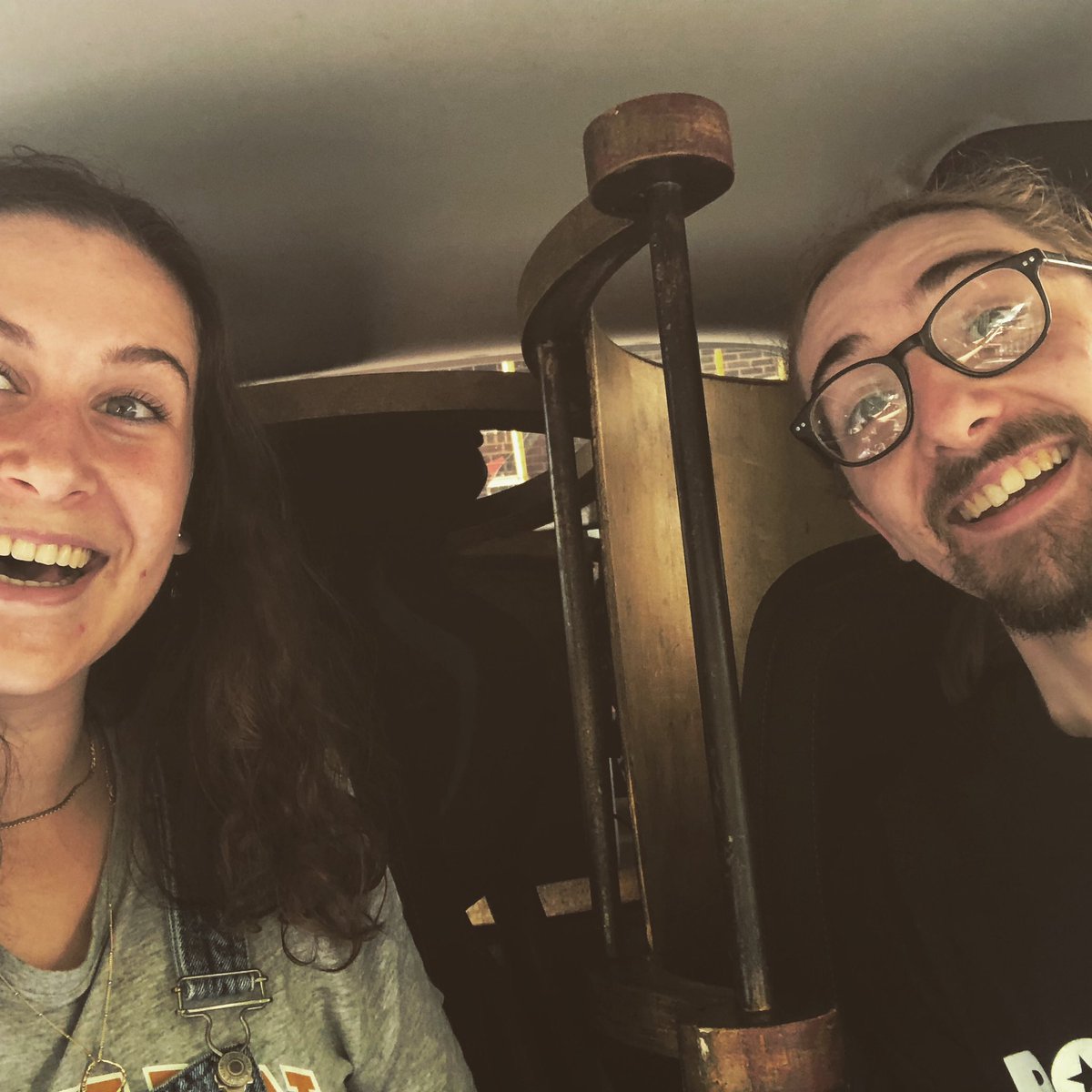 Day 1 of tech and a car full of props from the RSC! 

#shakeapeare #amidsummernightsdream #stratforduponavon #warwickshire #theatre #props #setdesign