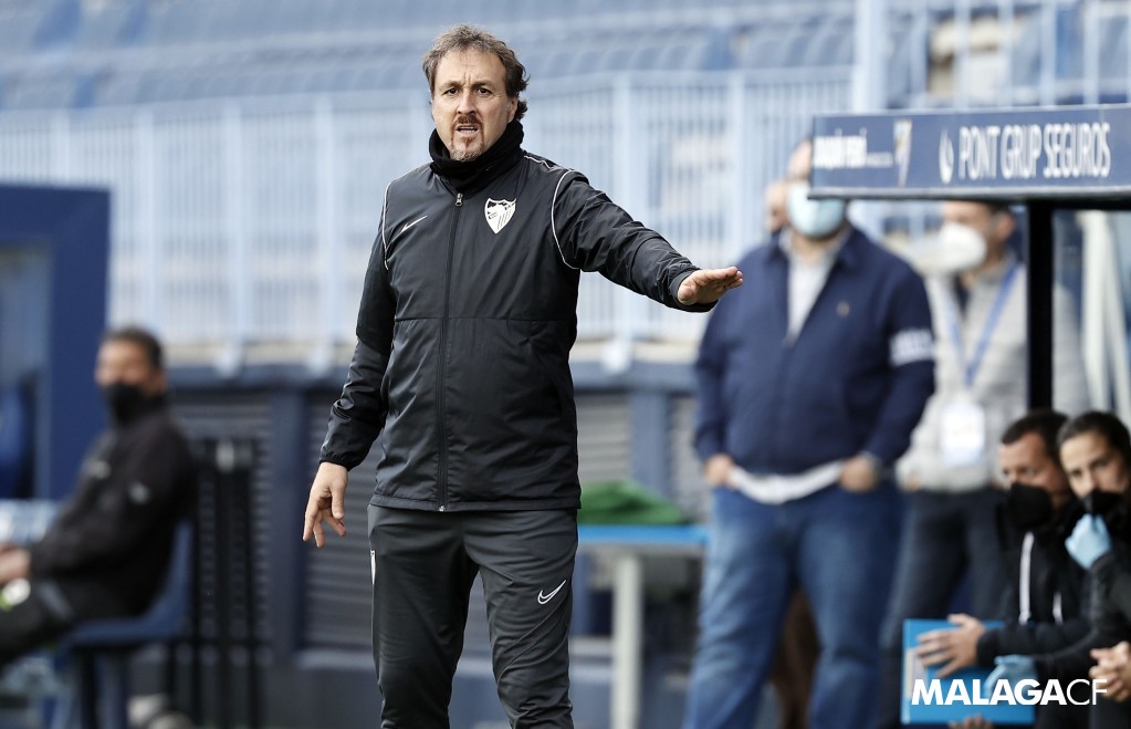 🫂 Míster, GRACIAS en mayúsculas a ti y tu cuerpo técnico por el trabajo, la dedicación y los buenos resultados estos años con el primer y el segundo equipo.

Te deseamos lo mejor, <a href="/AyalaMartinezP/">Ayala</a>, por tu calidad humana y profesional. ¡Hasta pronto!

#FamiliaMalaguista⚪🔵