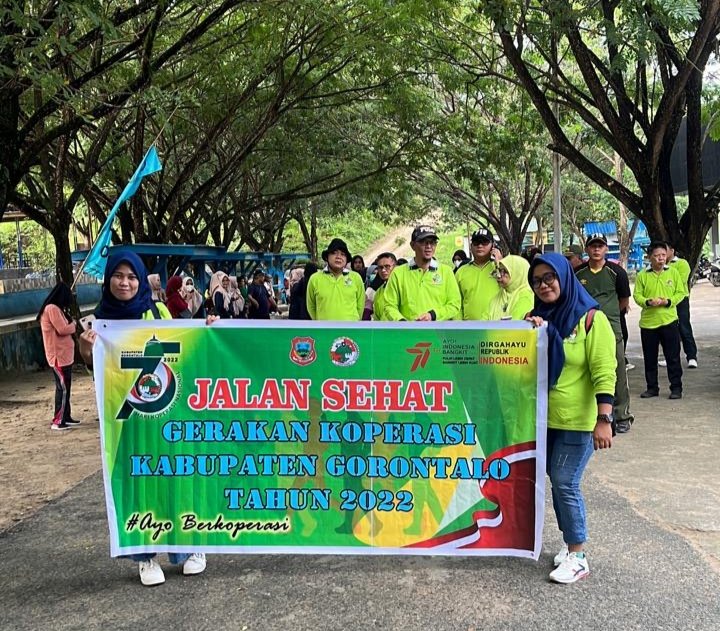 YahyaRonal's tweet photo. Pelaksanaan Harkopnas Tgkt Kab.Gorontalo tahun 2022 yang d'rangkaian dgn Pengukuhan Pengurus PKPRI Huyula Momongo Lipu.
@kemenkopukm
@penyuluhkoperasi
#kemenkopukm
#depcoop
#penyuluhkoperasi
#koperasiIndonesia
#ppklkemenkopukm
#ppklgorontalo
#aktivatorkoperasi
#perkoperasiankeren https://t.co/tBzBc6SeU9