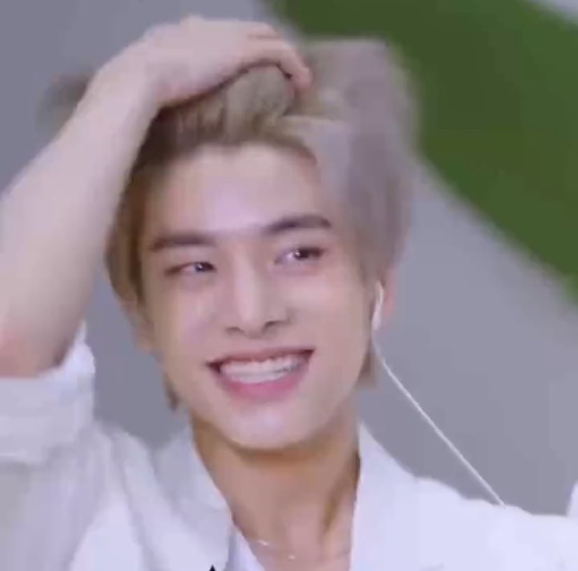 sjydaiIy's tweet photo. heart eyes for him <3 #enhypen_jake https://t.co/dwHZ1Q5pFk