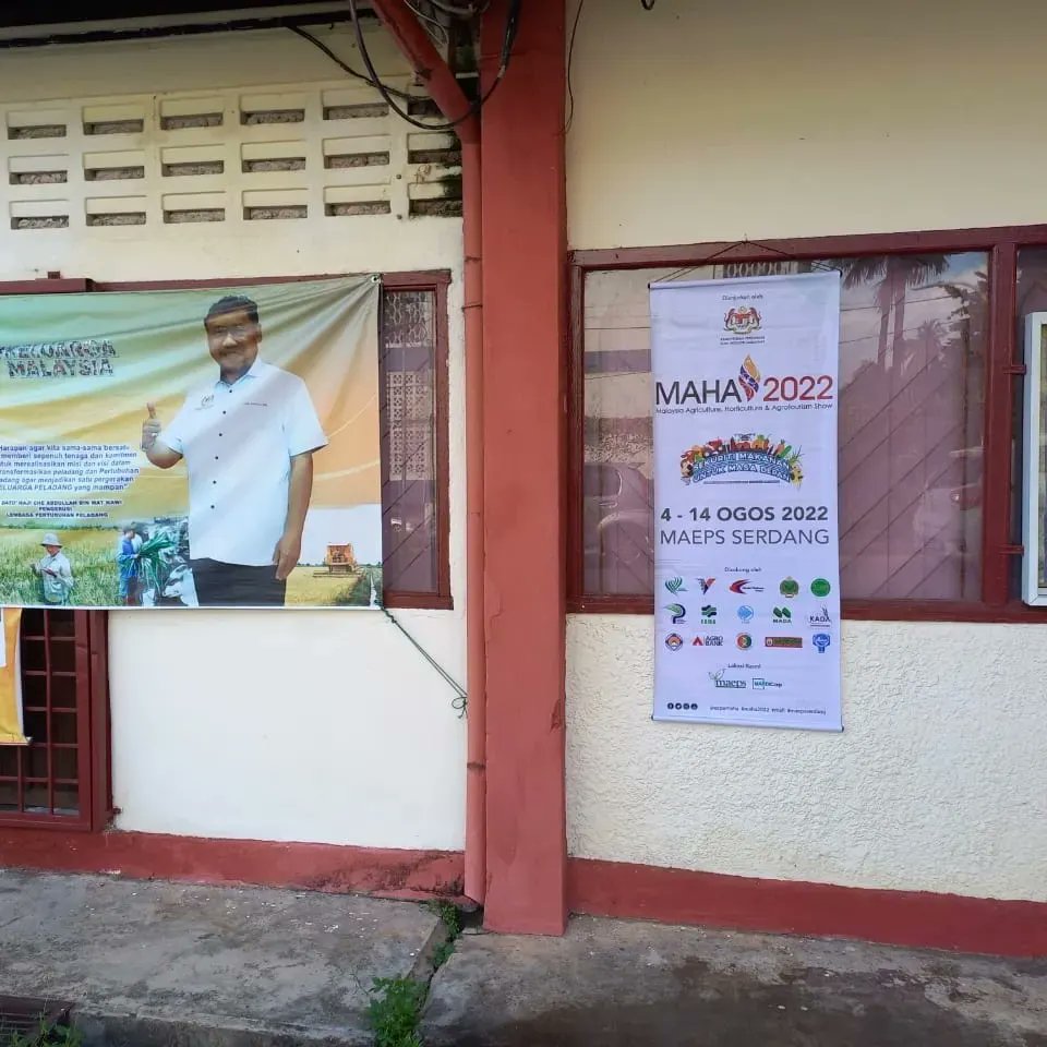 MelakaLpp's tweet photo. Jom ke MAHA 2022 MAEPS Serdang Selangor ‼️
🗂️ 4 - 14 Ogos 2022 (Khamis - Ahad)
🕙 10.00 pagi - 10.00 mlm
📍 MAEPS Serdang
☎️Sekretariat MAHA:
+603-8948 4699
+603-8948 4695
Semua PP dan LPP Negeri Melaka telah menggantung bunting MAHA 2022.

Jom ke MAHA 2022. https://t.co/mg4Vqyg85O