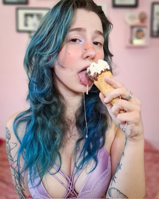 Un peu de fra&icirc;cheur cet &eacute;t&eacute; 💙 https://t.co/9fx5d0yhDw