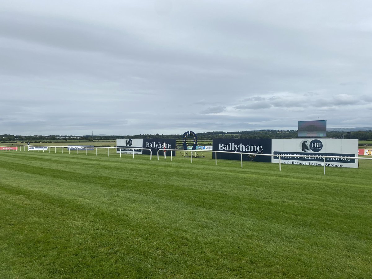 We are ready for the the #RichestRaceatNaas the €300,000 @IrishEBF_ @BallyhaneStud Stakes Day🏆

Gates are now open and the first race goes to post at 2:10pm ⏰ 

🎟 Get your ticket online or on the gate!
